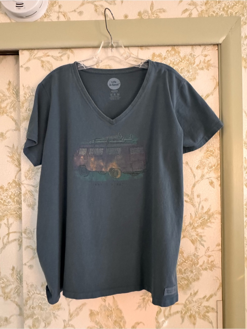 Life Is Good Surfer Van Tee XL - Picture 2 of 9